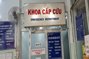 Bé trai 3 tuổi tử vong bất thường, tay chân có nhiều vết bầm