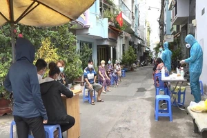 TP.HCM: Chưa xác định được 2 người cùng bay với bệnh nhân 1801