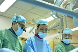 Chàng trai 28 tuổi bất ngờ bị nhồi máu cơ tim suýt chết 