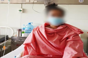 Cứu chồng, người vợ bị đâm thủng tim suýt mất mạng 