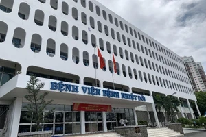 Tạm chuyển BV Bệnh Nhiệt đới TP.HCM thành BV điều trị bệnh COVID-19