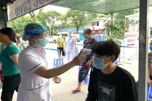 3 nhân viên Bệnh viện Bệnh Nhiệt đới TP.HCM nghi nhiễm COVID-19 