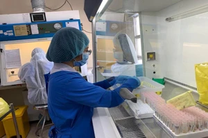 Những đối tượng cần giám sát xét nghiệm COVID-19 định kỳ ở TP.HCM