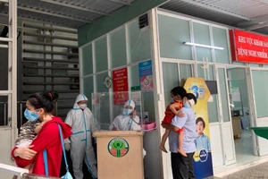 Bệnh viện ở TP.HCM phải sàng lọc các trường hợp nghi nhiễm COVID-19 