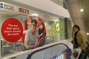 Hoãn thi IELTS, nhiều học sinh, sinh viên hoang mang vì ‘vỡ kế hoạch’