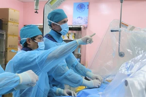 Cần giữ bác sĩ thạo nghề ở lại 