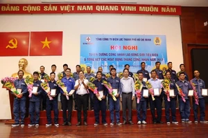 EVN HCMC tổng kết chương trình “Tháng công nhân” 2017