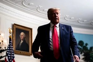 Ông Trump ​làm gì trong 50 ngày cuối​ ở ​Nhà ​Trắng?