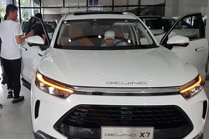 Xe Trung Quốc đẹp long lanh nhưng có an toàn, bền… hay không vẫn là một câu hỏi lớn. Ảnh: QUANG HUY