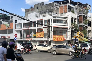 Chia sẻ mặt bằng thuê để thoát cảnh đóng cửa