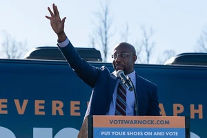 Bầu TNS Georgia: Đảng Dân chủ lội ngược dòng, vượt dẫn trước