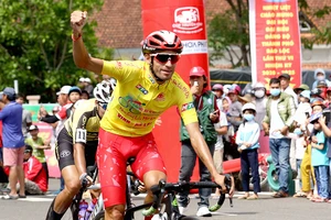 Không nhiều đối thủ cạnh tranh áo vàng