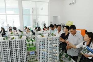 Có 2 tỉ đồng, mua chung cư ở đâu?