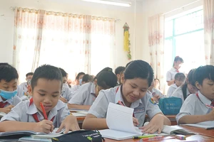 Đau đầu chuyện trường lớp cho năm học mới