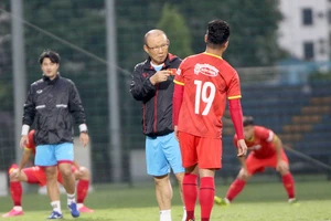 Ông Park giải bài toán săn bàn