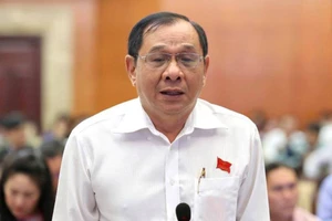 Ba lần tự ứng cử đều trúng cử đại biểu HĐND