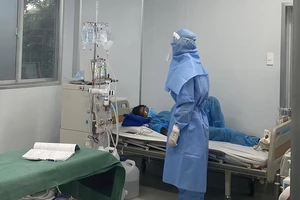 Bệnh nhân bị cách ly tìm nơi chạy thận