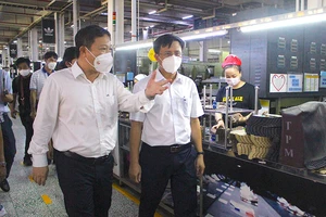 Phó chủ tịch TP.HCM: Hy sinh sự thoải mái vì an toàn của cộng đồng