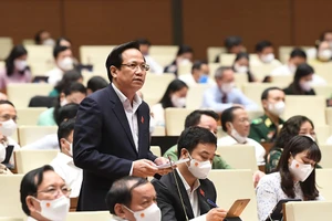 Đại biểu Quốc hội: Người dân cả nước đang chờ​ đợi vaccine