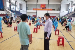 Tổ chức đưa dân về quê, nhìn từ cách làm của Phú Yên 