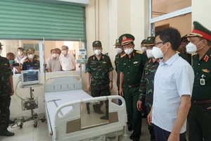 Quyết dập dịch, đem lại bình thường mới cho người dân