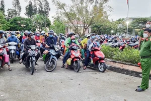 Cách ly người về quê miền Tây: Mỗi địa phương một kiểu