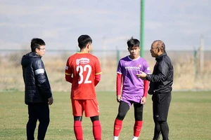 Thế khó của thầy Park!