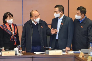 Gói tài khóa, tiền tệ 300.000 tỉ: Chi đúng để phục hồi kinh tế