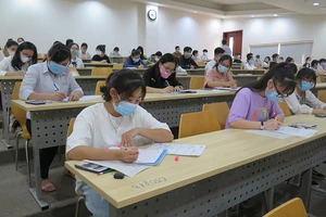 ‘Choáng’ với ma trận luyện thi năng lực để vào đại học