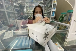 Kit xét nghiệm: Không thể để cho bất cứ kẻ nào trục lợi! 