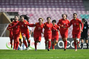 Tạm quên World Cup, nữ Việt Nam tập trung giữ vàng SEA Games