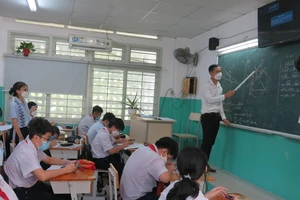 Lo “vỡ trận” với chương trình giáo dục phổ thông mới 