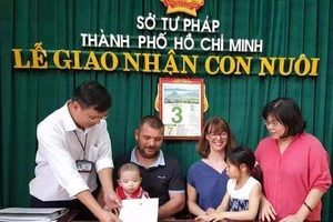 Nhận con nuôi như thế nào mới được pháp luật công nhận? 