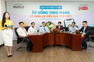 Coi chừng bữa ăn siêu rẻ, bánh Trung thu 2.000 đồng 