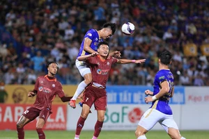 Chỉ có tự thua chính mình Hà Nội FC mới không vô địch! 