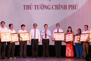 Những bà nội trợ đam mê hiến máu cứu người 