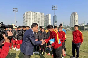 HLV Hoàng Anh Tuấn và sứ mệnh săn vé World Cup lần 2 