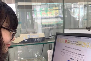 Phổ điểm thi tốt nghiệp THPT 2023: Tiếng Anh “đội sổ”, môn sử có cải thiện 