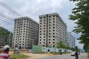 Tổng Liên đoàn Lao động làm nhà ở xã hội: Khó! 