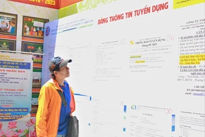 Tạo nhiều cơ hội mới cho công nhân mất việc