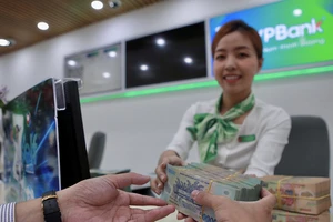 Không vội chạy theo tăng trưởng 'nóng'