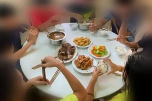 Kiểm điểm các cá nhân vụ “bữa cơm 800 ngàn” trước ngày 15-10