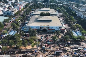 ĐIỀU TRA: Luật ngầm xung quanh chợ Long Thành