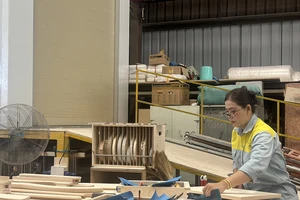 Doanh nghiệp xoay xở lo thưởng Tết cho người lao động