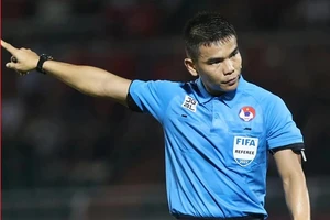 Khi Thái Lan chơi trò quay số chọn trọng tài bắt Thai-League