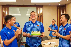 VFF vẫn tin tưởng HLV Troussier