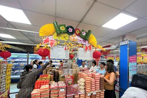 Hiến kế loạt giải pháp kích thích mua sắm mùa Tết