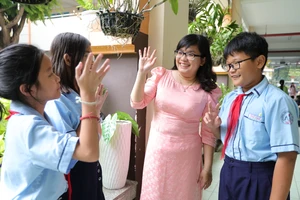 Có thu nhập tăng thêm, cán bộ TP.HCM yên tâm công tác