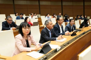 Những chuyện chưa kể ở nghị trường