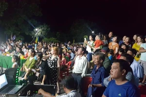 Vui không tưởng ở cuộc thi hoa hậu biên giới Việt-Campuchia